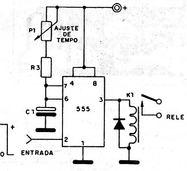 Monoestable 555 en la configuración usada en el control remoto, mostrando el ajuste de tiempo.
